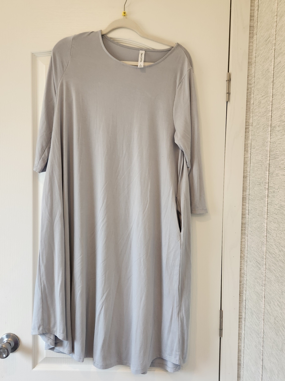 Zenana Outfitters Light Gray Midi Swing Dress L Euc
